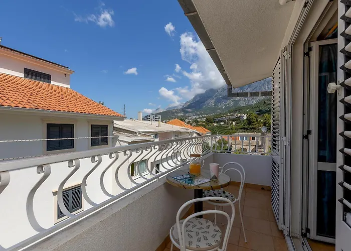 Klara 2 Makarska