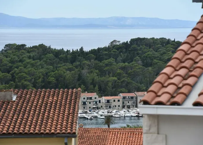 Klara 2 Apartman Makarska